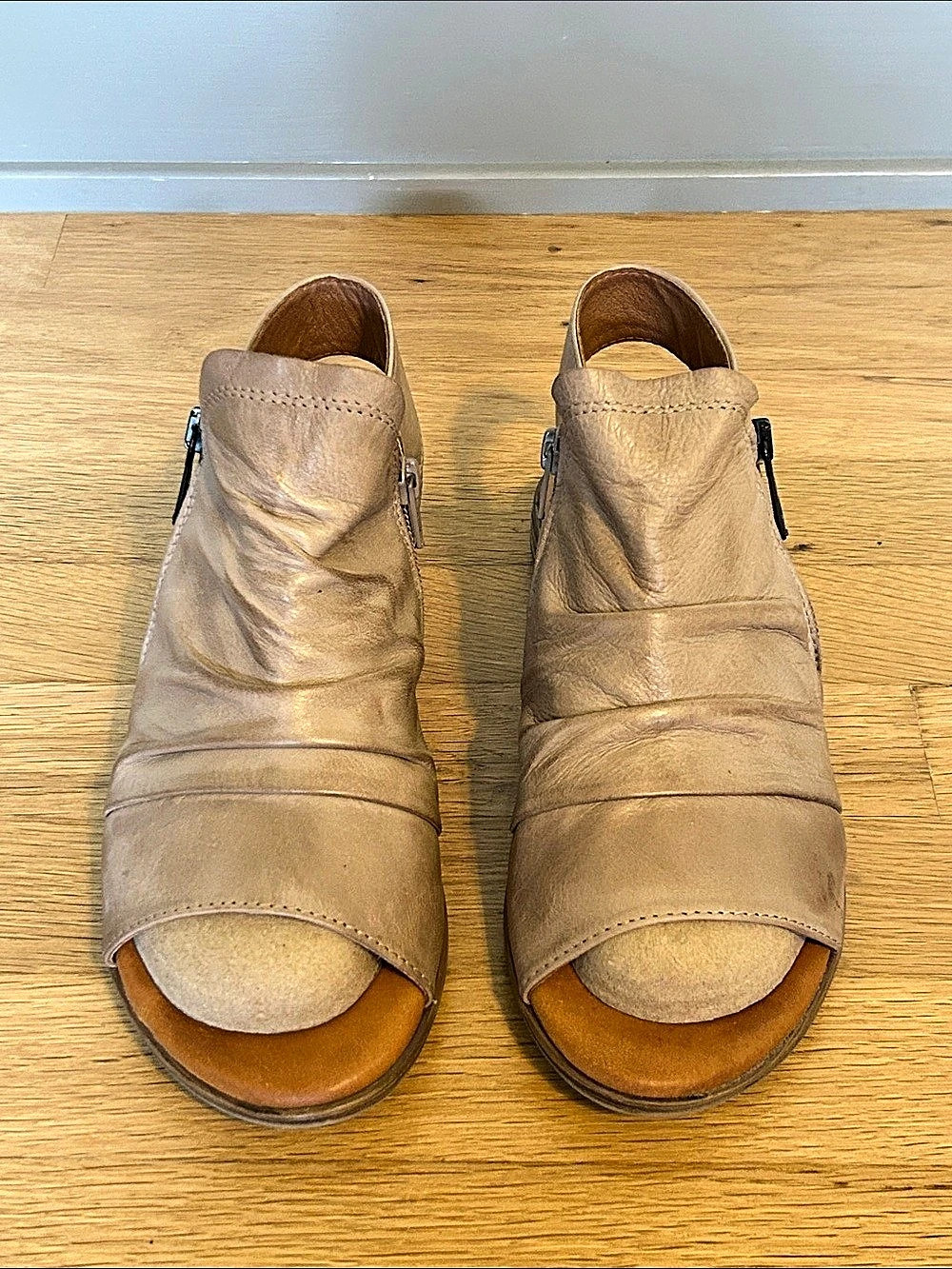 MiZ Mooz Dylan Sandal Leather Open Toe Brown